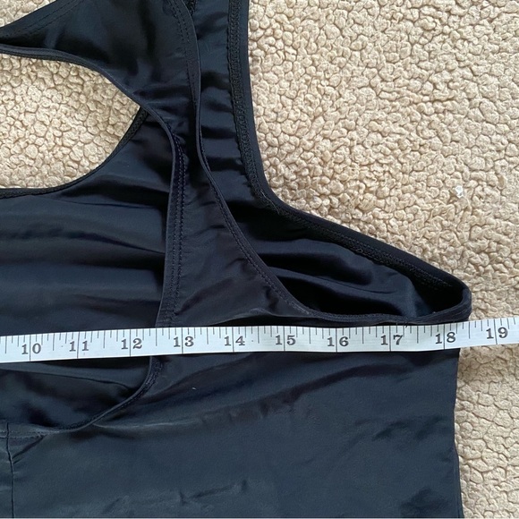 Women’s Black Open Back Tank Top, Size: Large - Picture 6 of 7